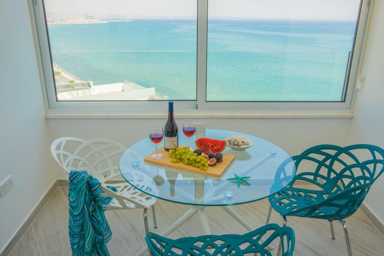 לרנקה Luxury Penthouse 1Br-Seafront-Seasonal Pool-Central מראה חיצוני תמונה